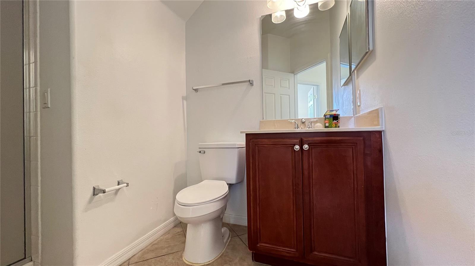 PARADISE CAY - Residential Lease