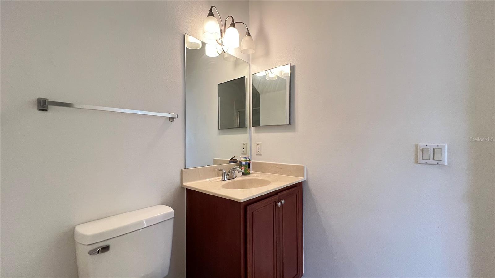 PARADISE CAY - Residential Lease