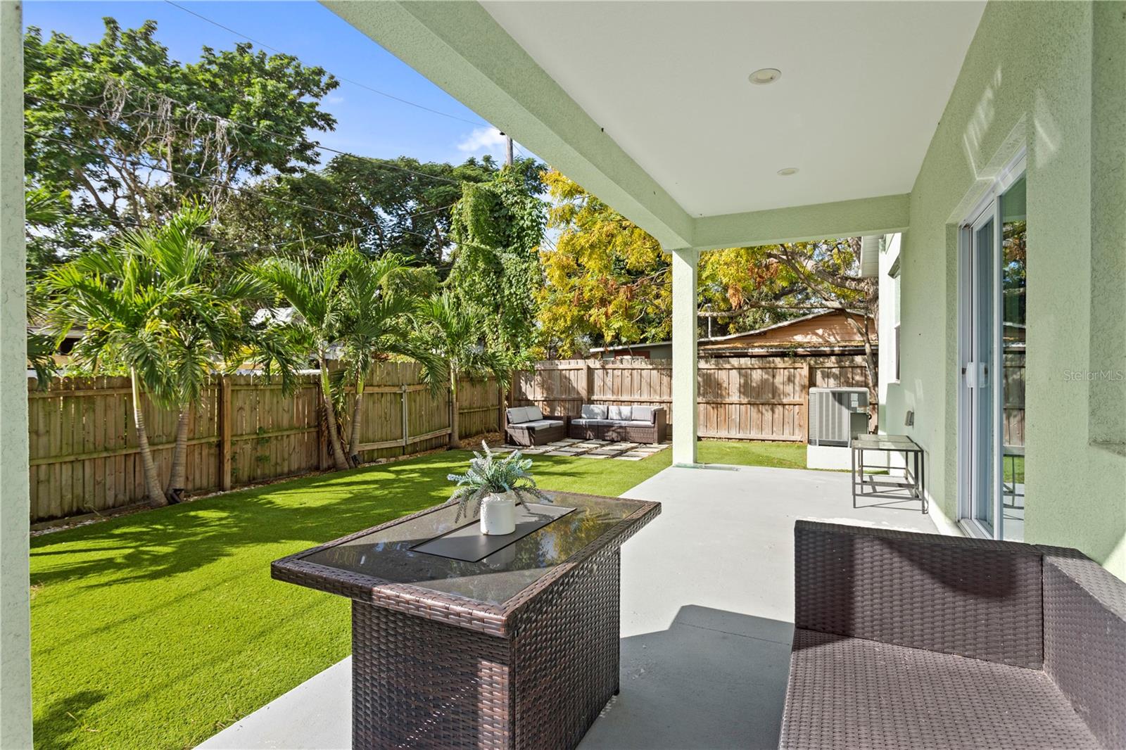 WEST BURNSIDE AT LEALMAN - Residential