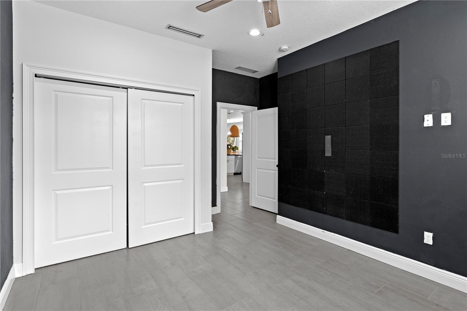 WEST BURNSIDE AT LEALMAN - Residential