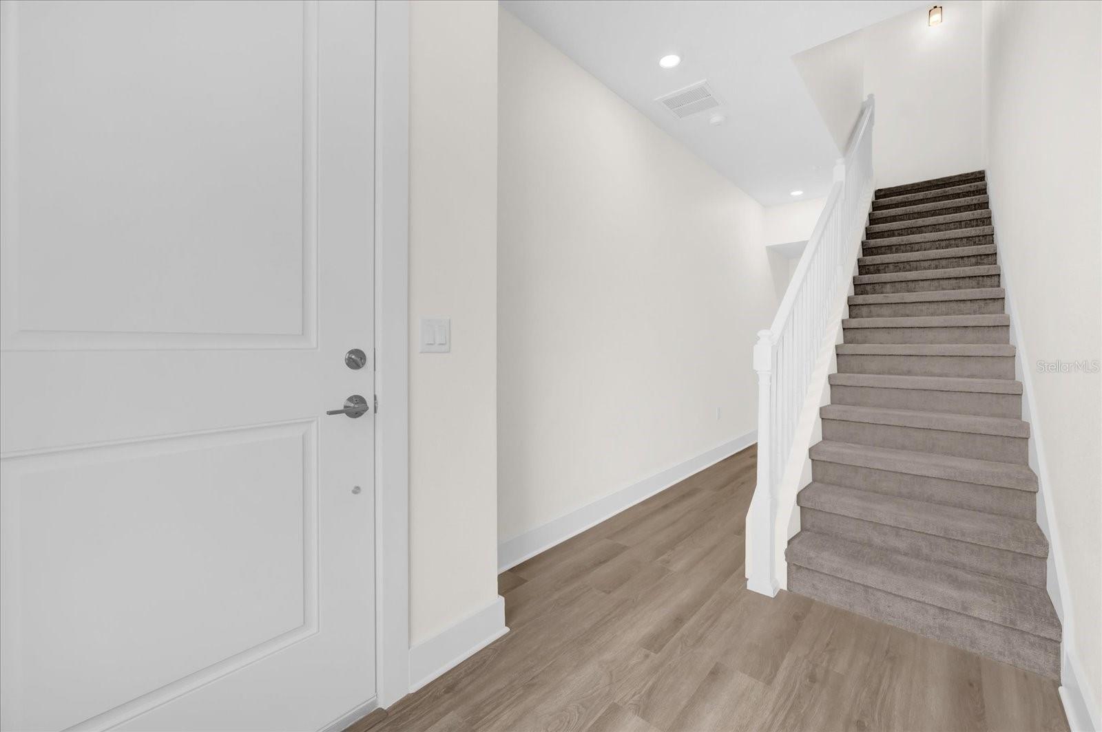 TOWNHOMES AT CITY PLACE - Residential Lease