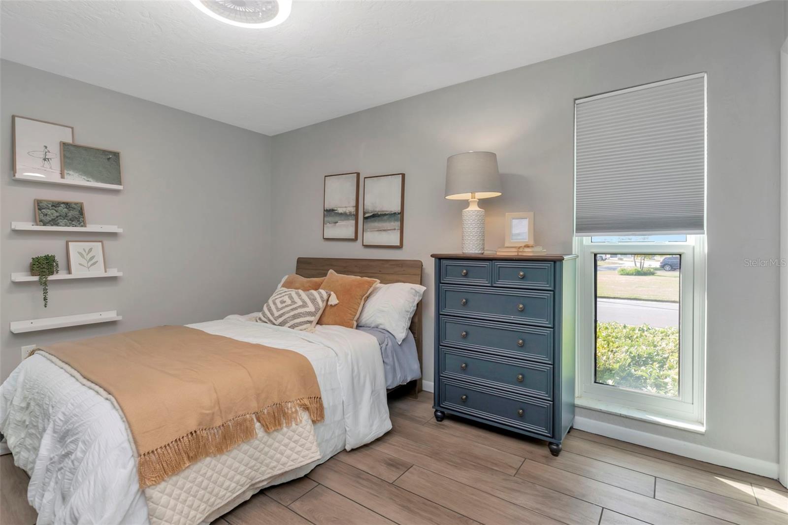 VENETIAN ISLES - Residential