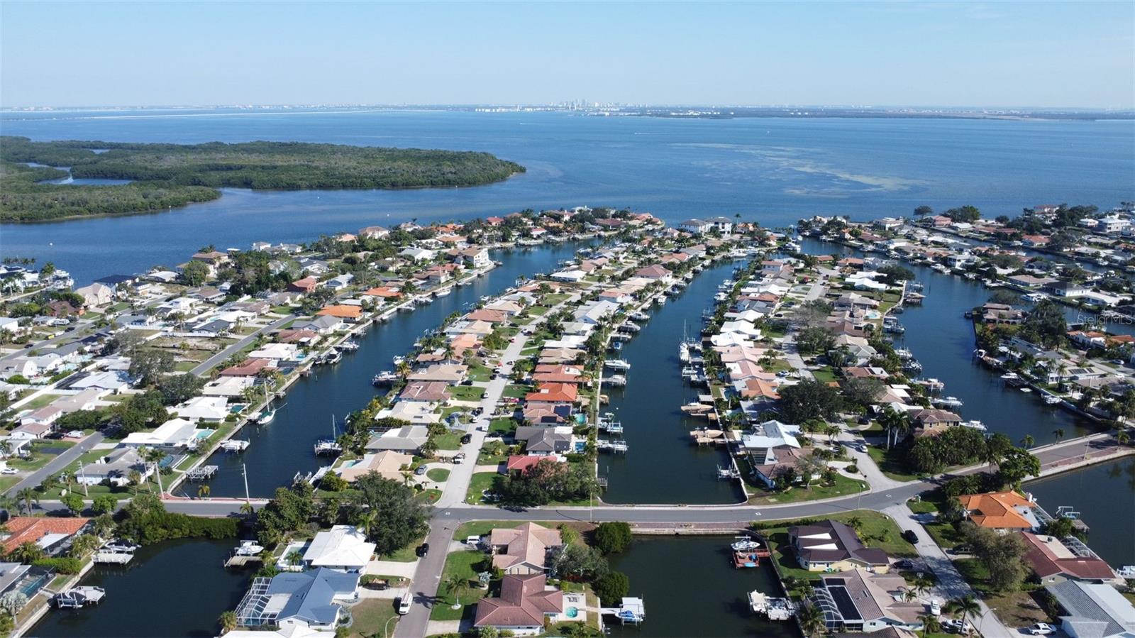 VENETIAN ISLES - Residential