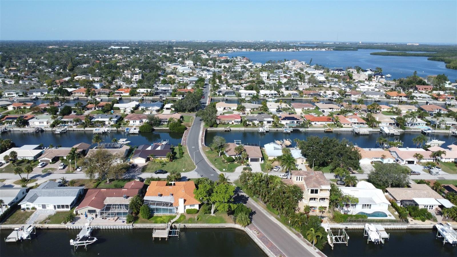 VENETIAN ISLES - Residential