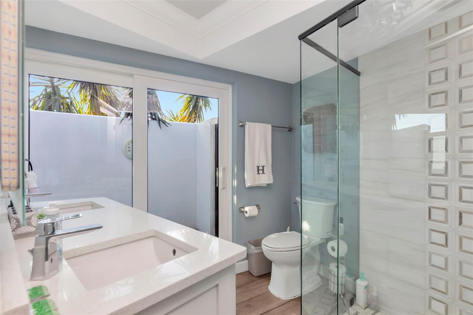 VENETIAN ISLES - Residential