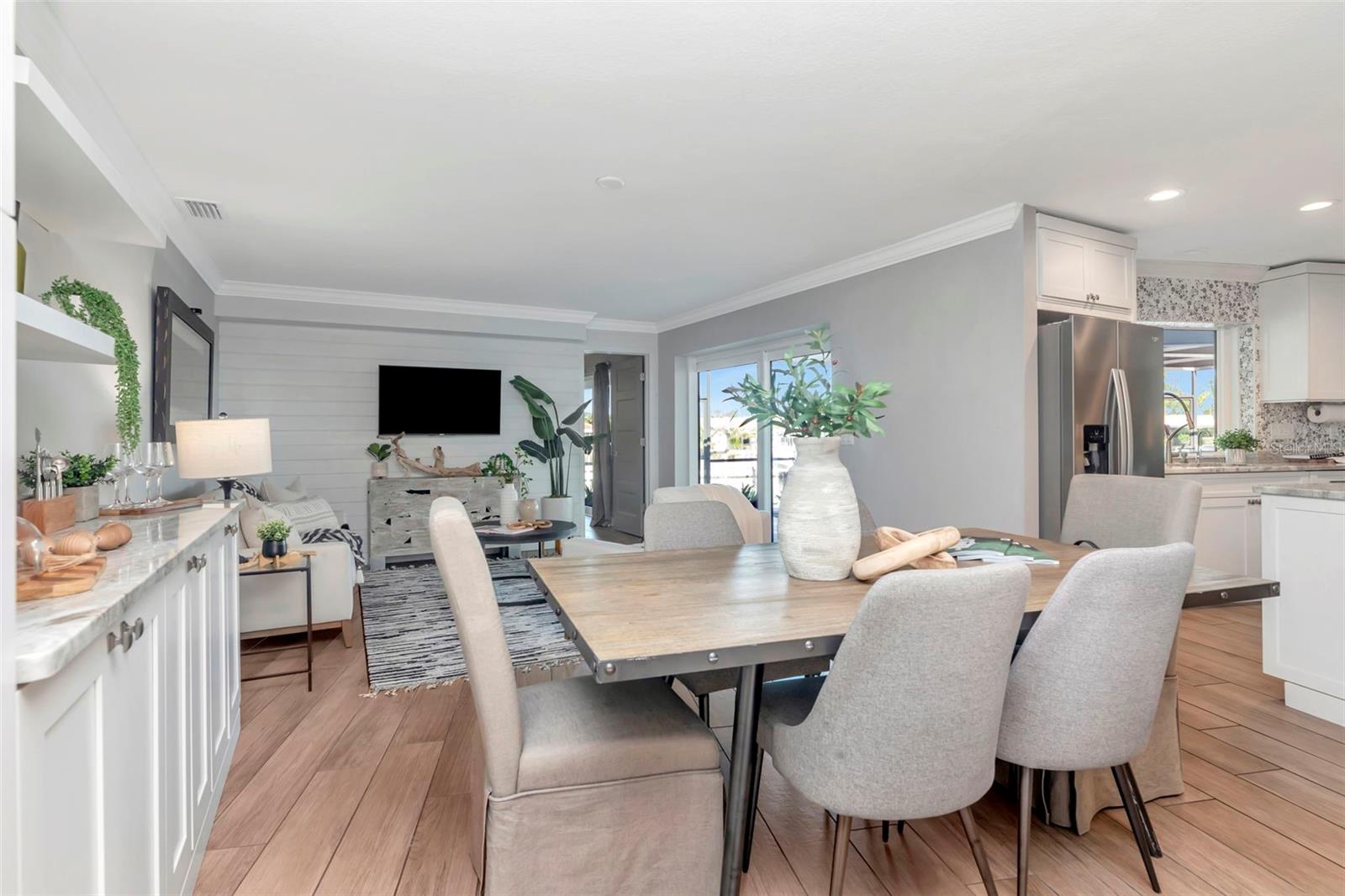 VENETIAN ISLES - Residential