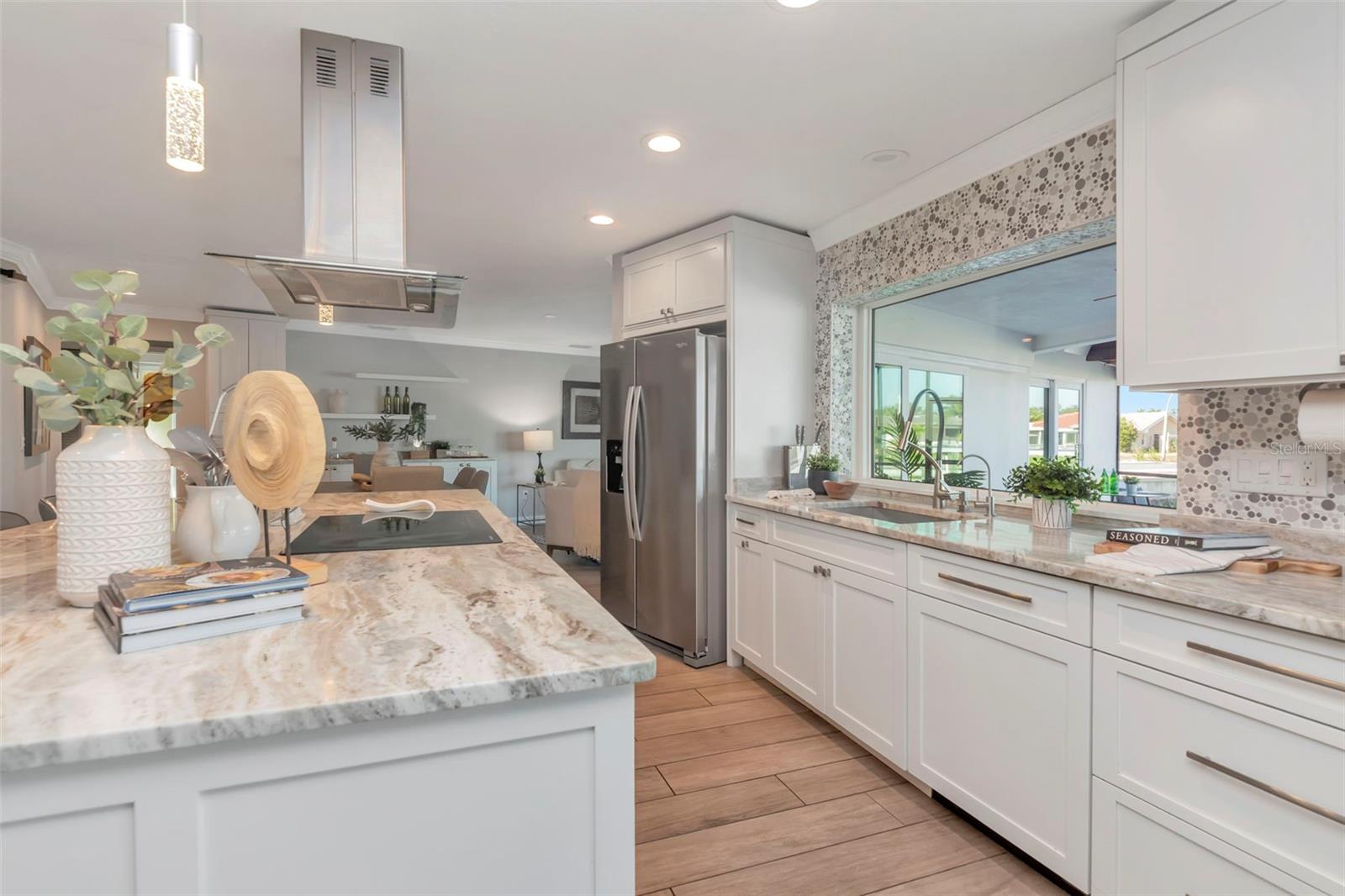 VENETIAN ISLES - Residential