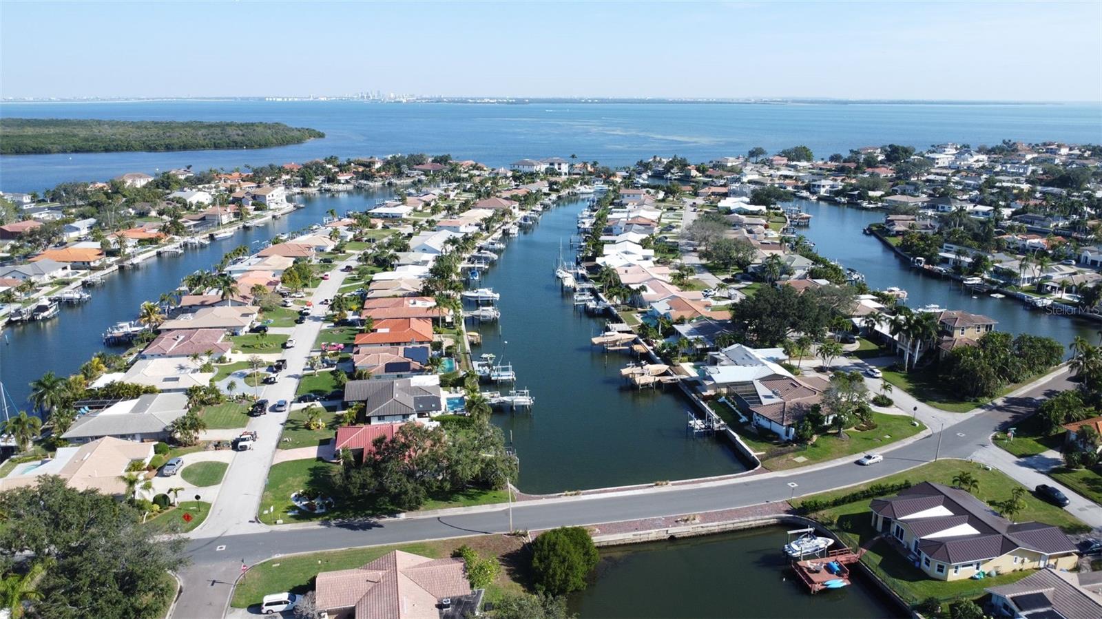 VENETIAN ISLES - Residential