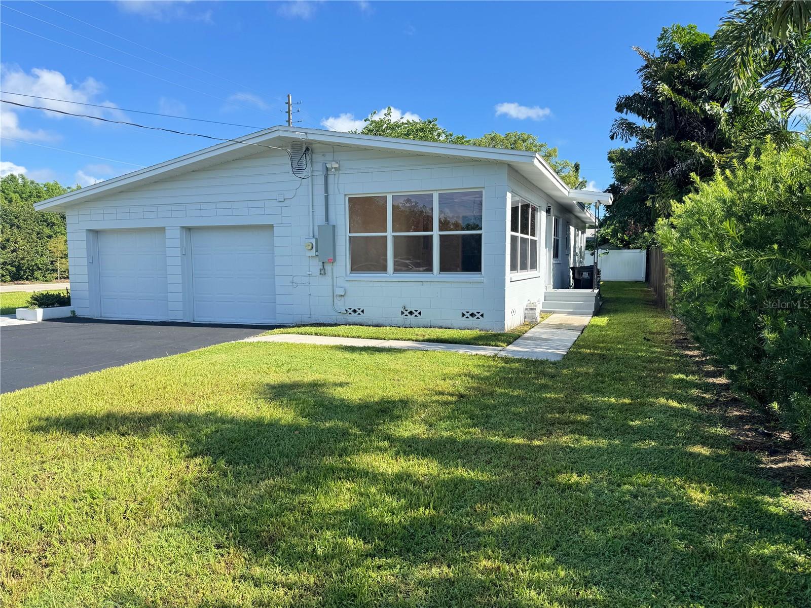 RENLEE TERRACE - Residential Lease