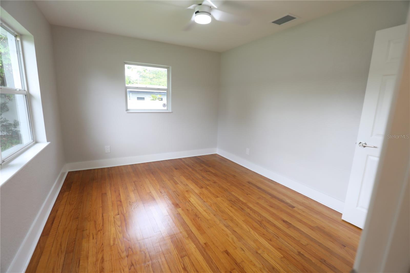 RENLEE TERRACE - Residential Lease