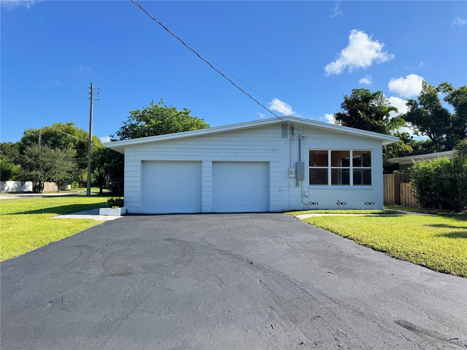 RENLEE TERRACE - Residential Lease