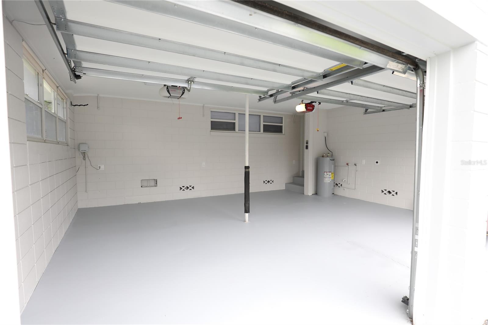 RENLEE TERRACE - Residential Lease