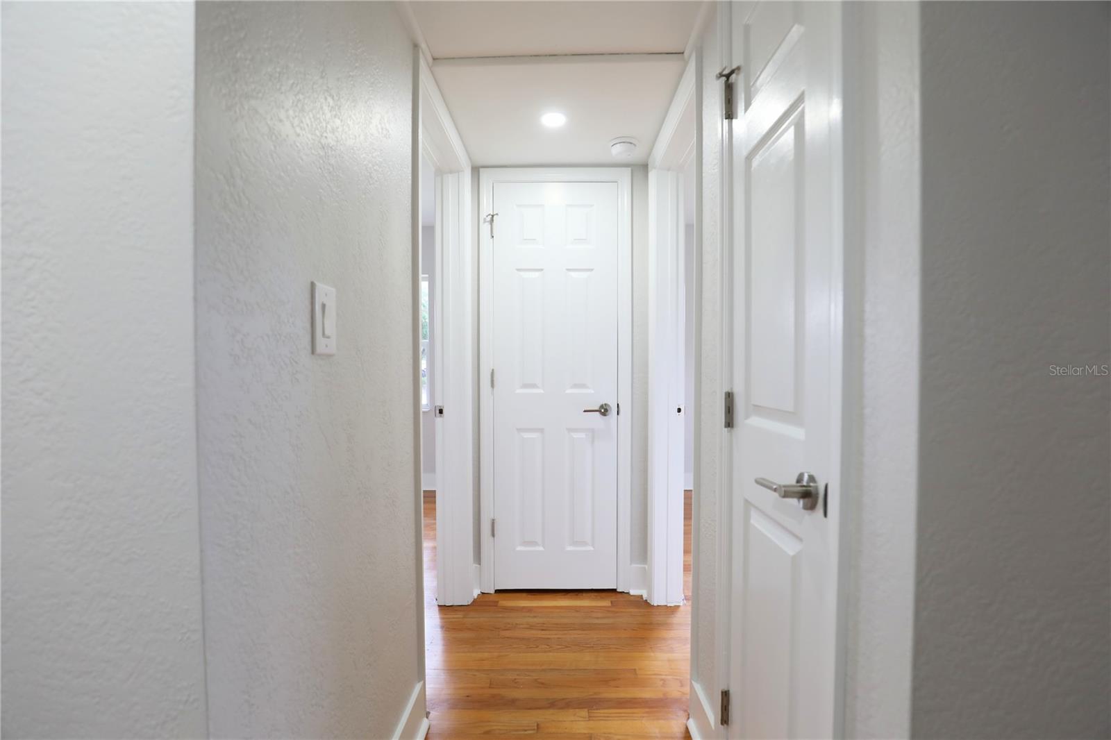 RENLEE TERRACE - Residential Lease