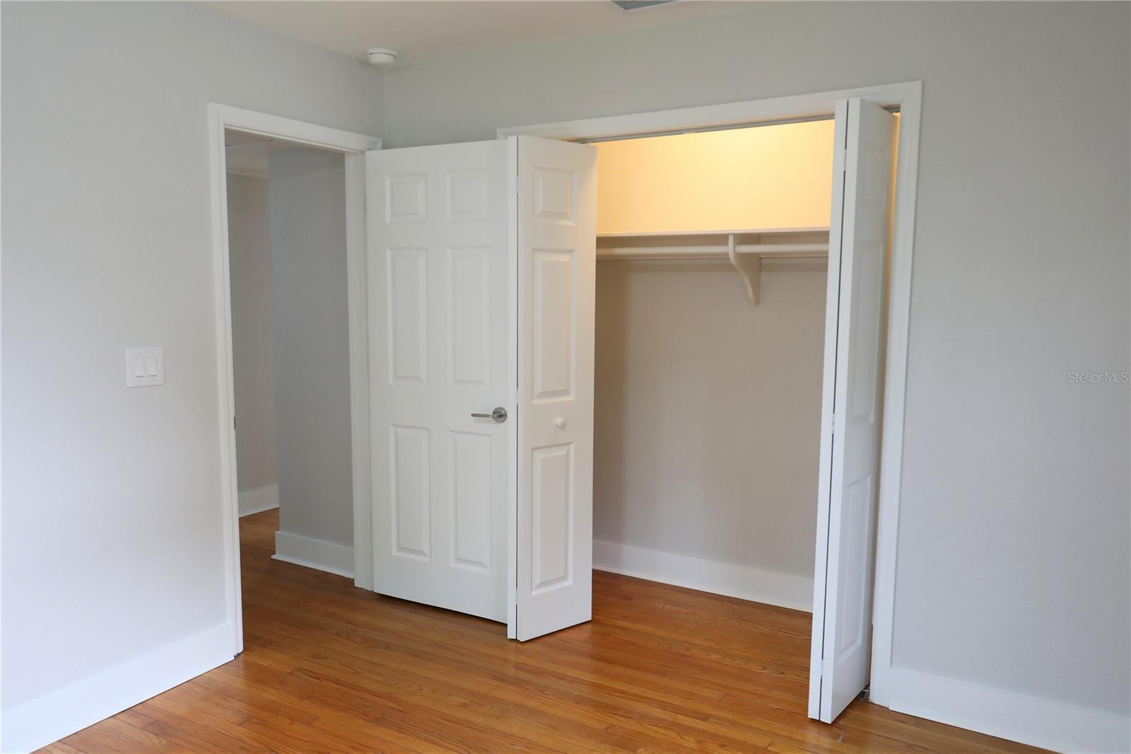 RENLEE TERRACE - Residential Lease