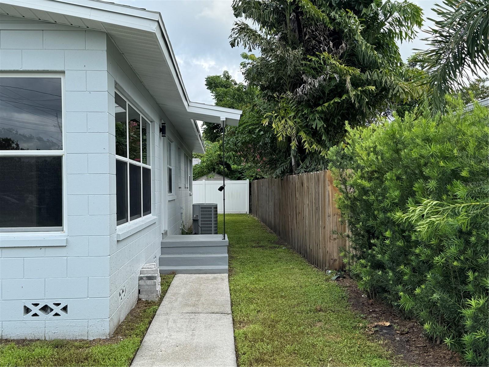 RENLEE TERRACE - Residential Lease