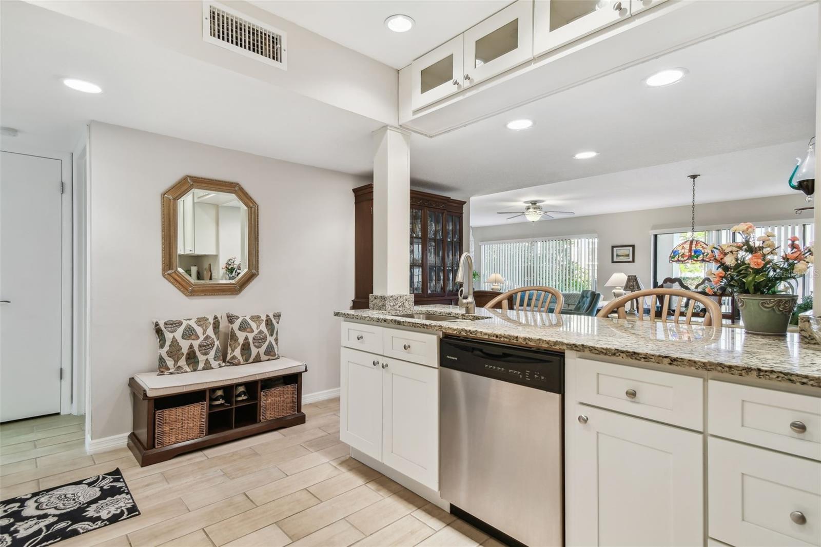 MARINER VILLAGE NORTHWEST CONDO - Residential