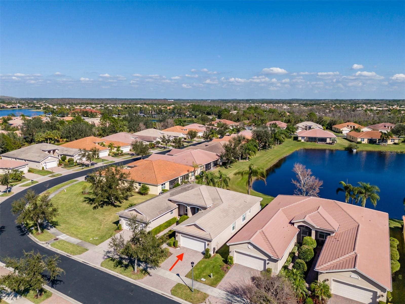 VALENCIA LAKES - Residential Lease