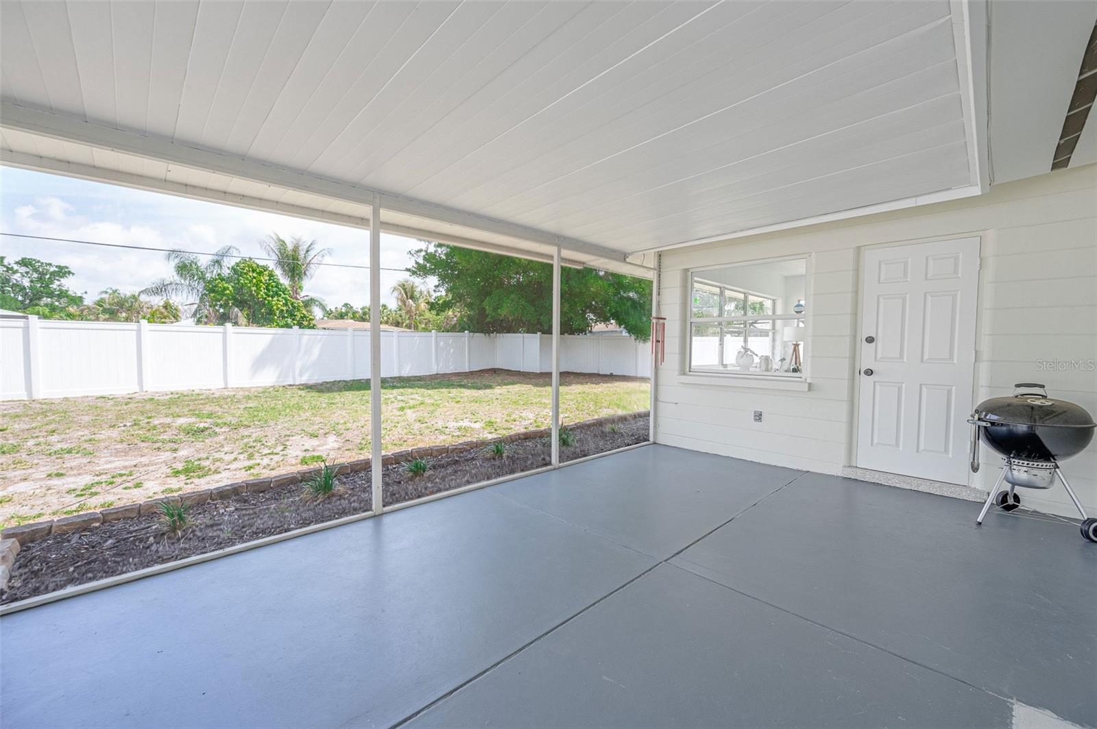 SOUTH GATE - Residential