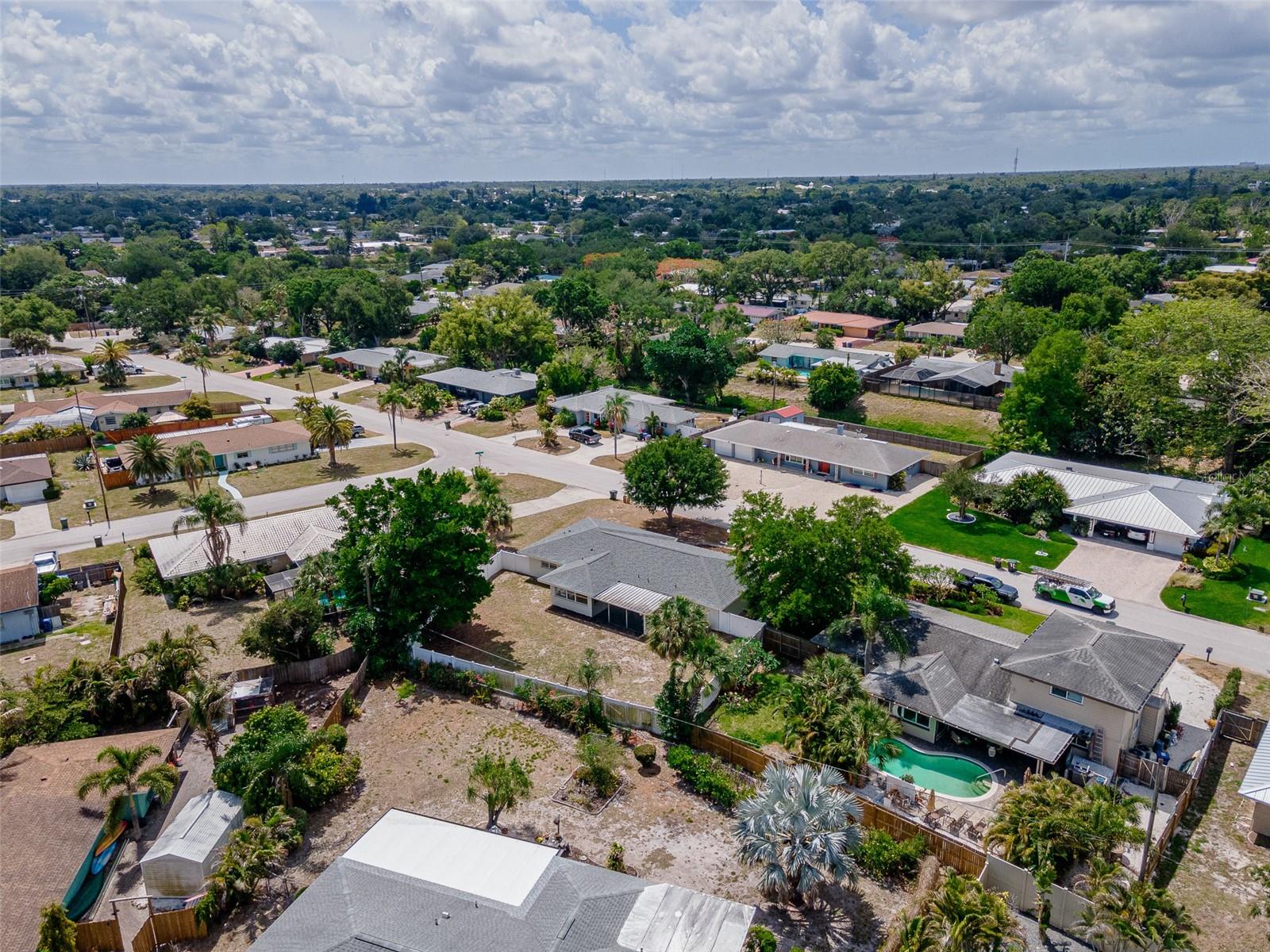 SOUTH GATE - Residential