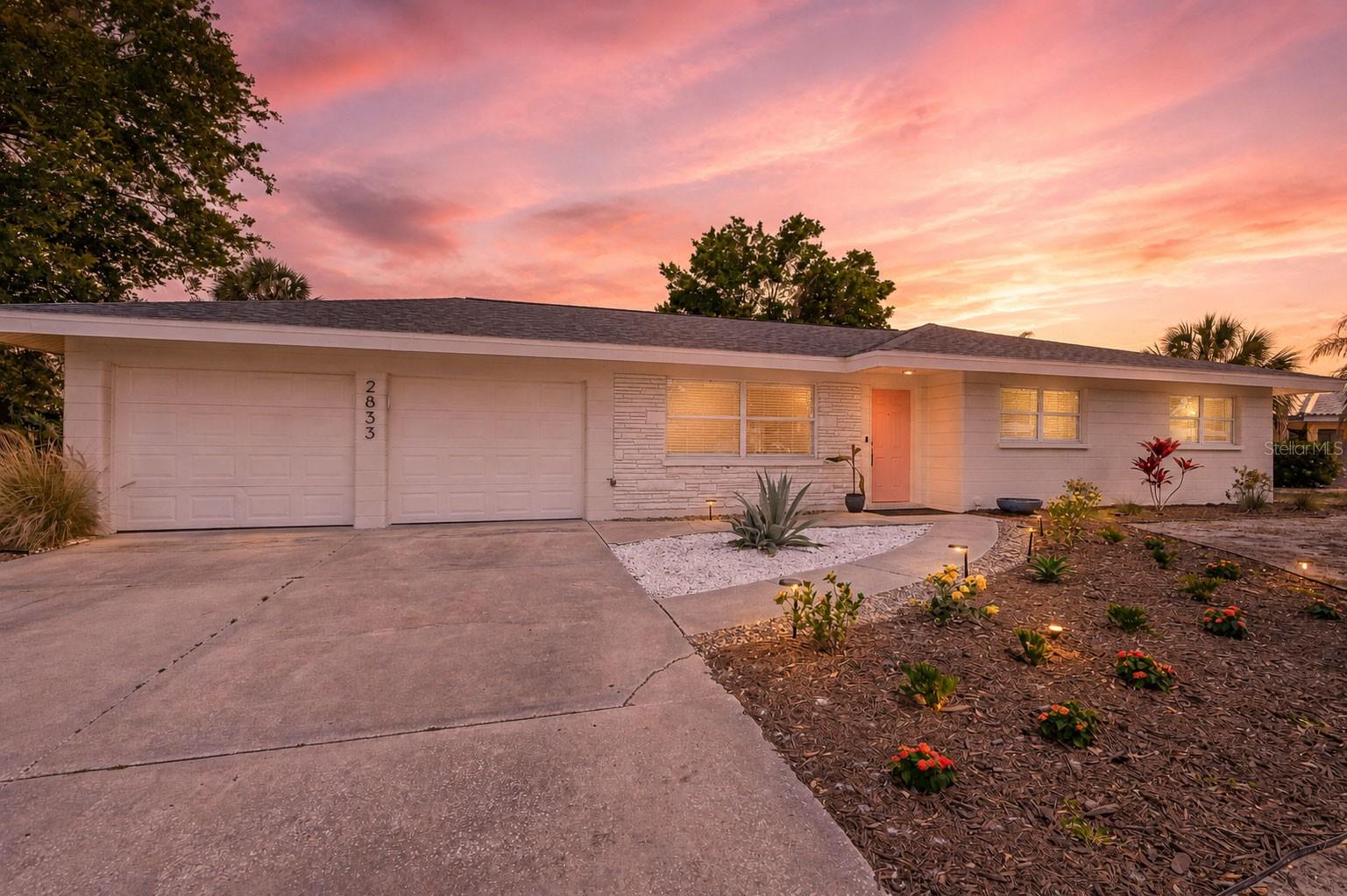 SOUTH GATE - Residential