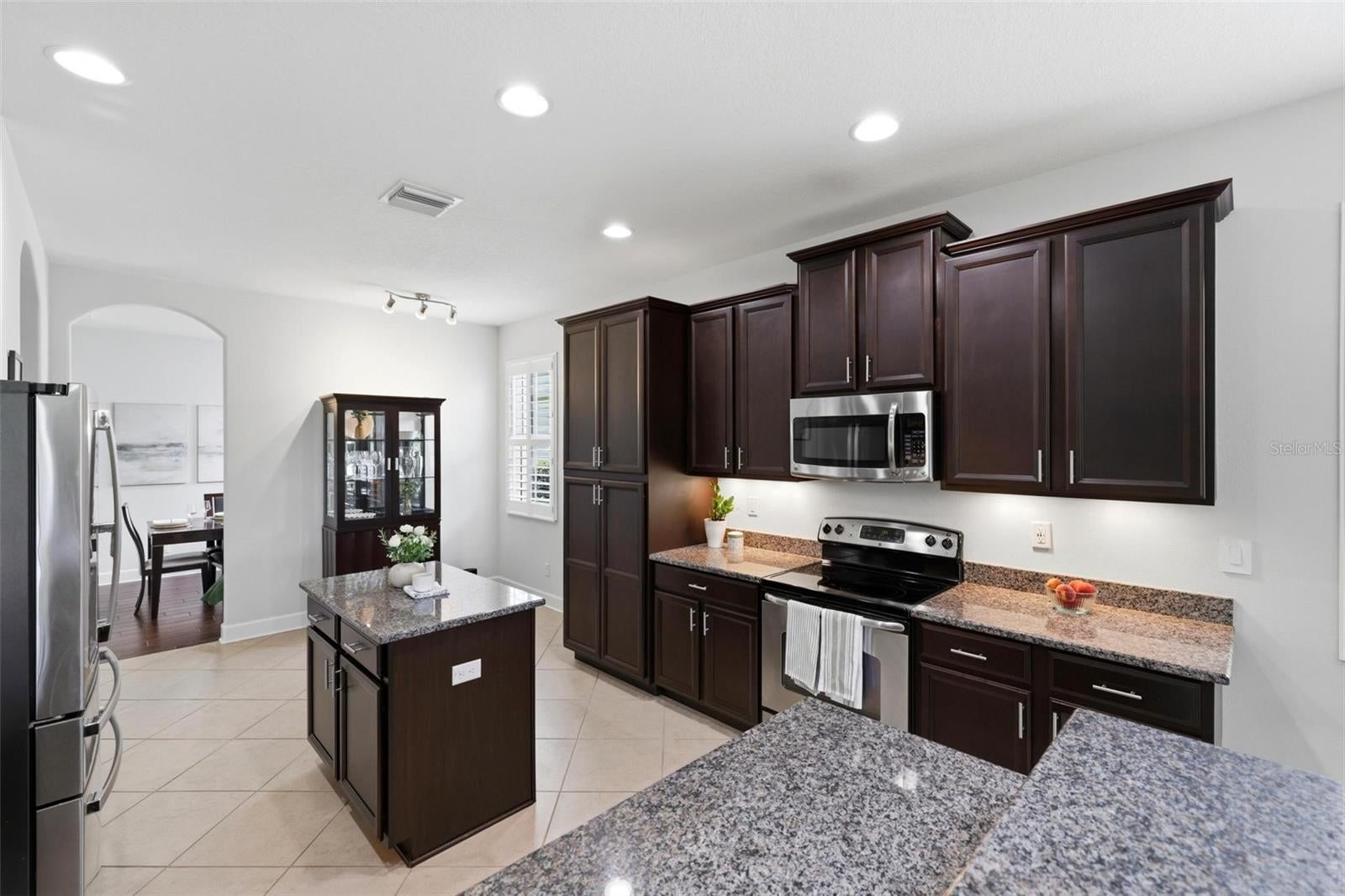 2199 TERRACINA DRIVE, VENICE, FL, 34292 2 2199 TERRACINA DRIVE