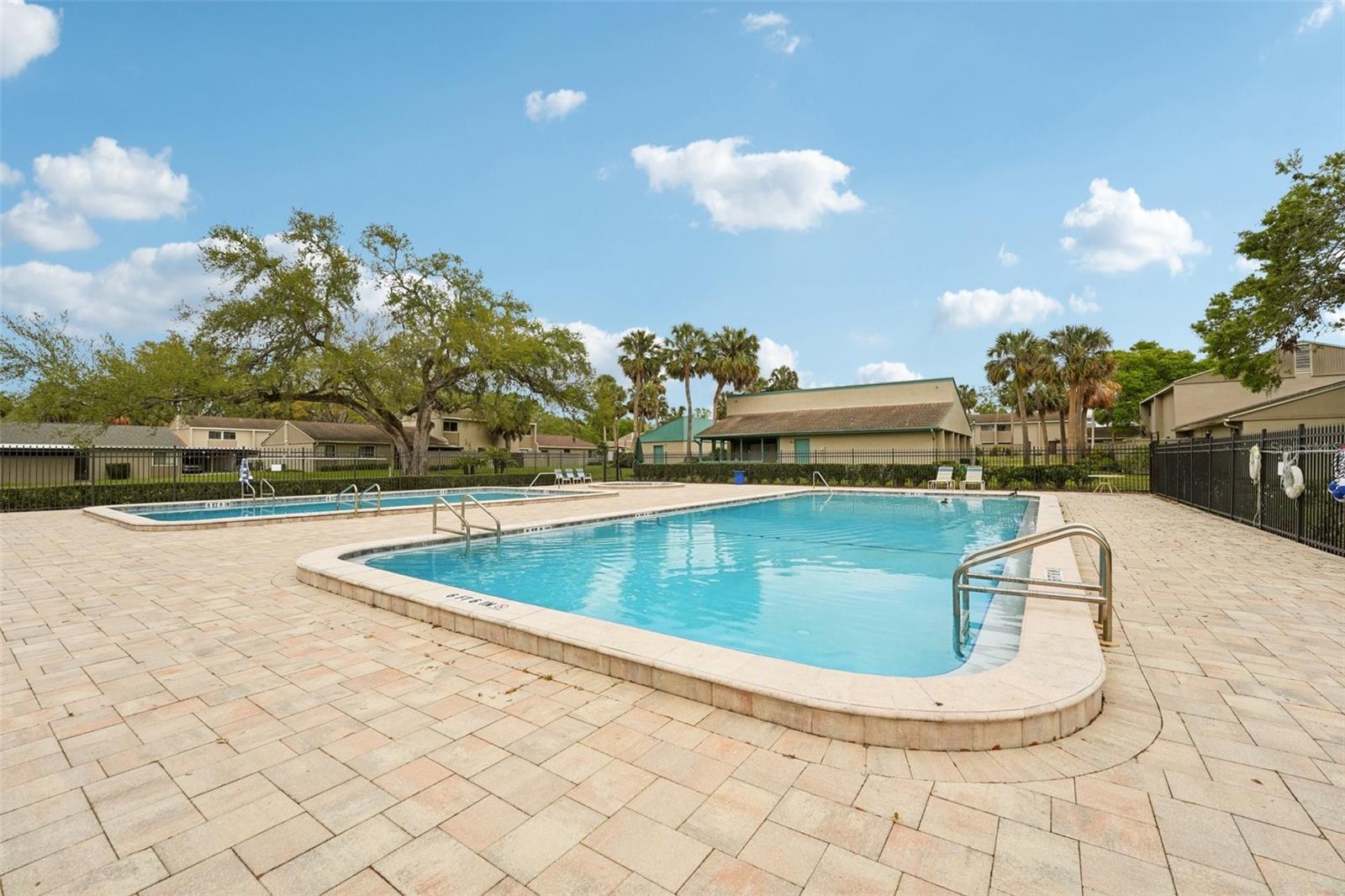 LAURELON VILLAGE OF MEADOWOOD - Residential