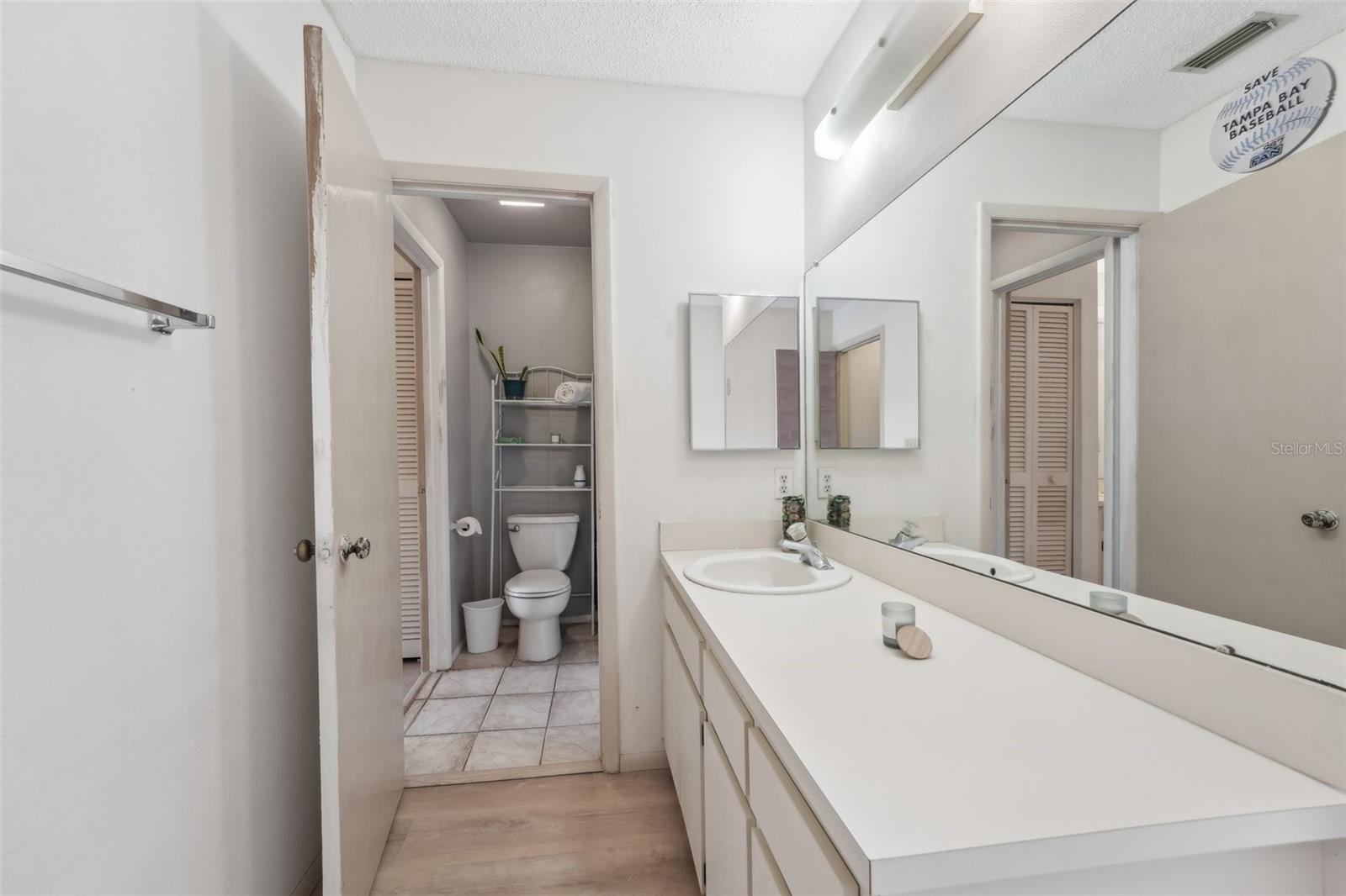 LAURELON VILLAGE OF MEADOWOOD - Residential