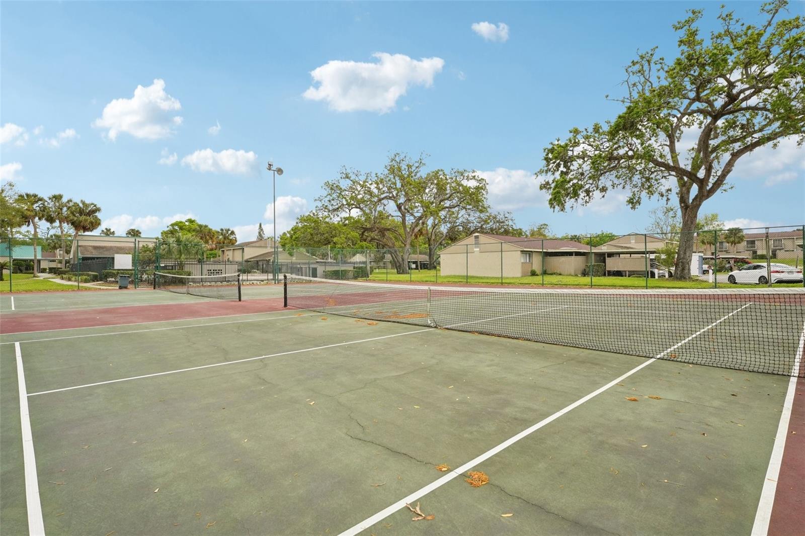 LAURELON VILLAGE OF MEADOWOOD - Residential