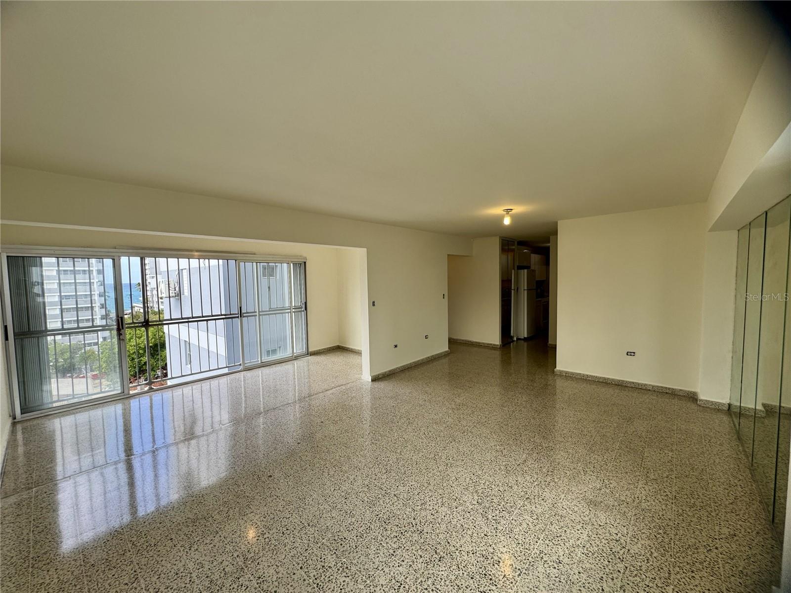1360 ASHFORD 603