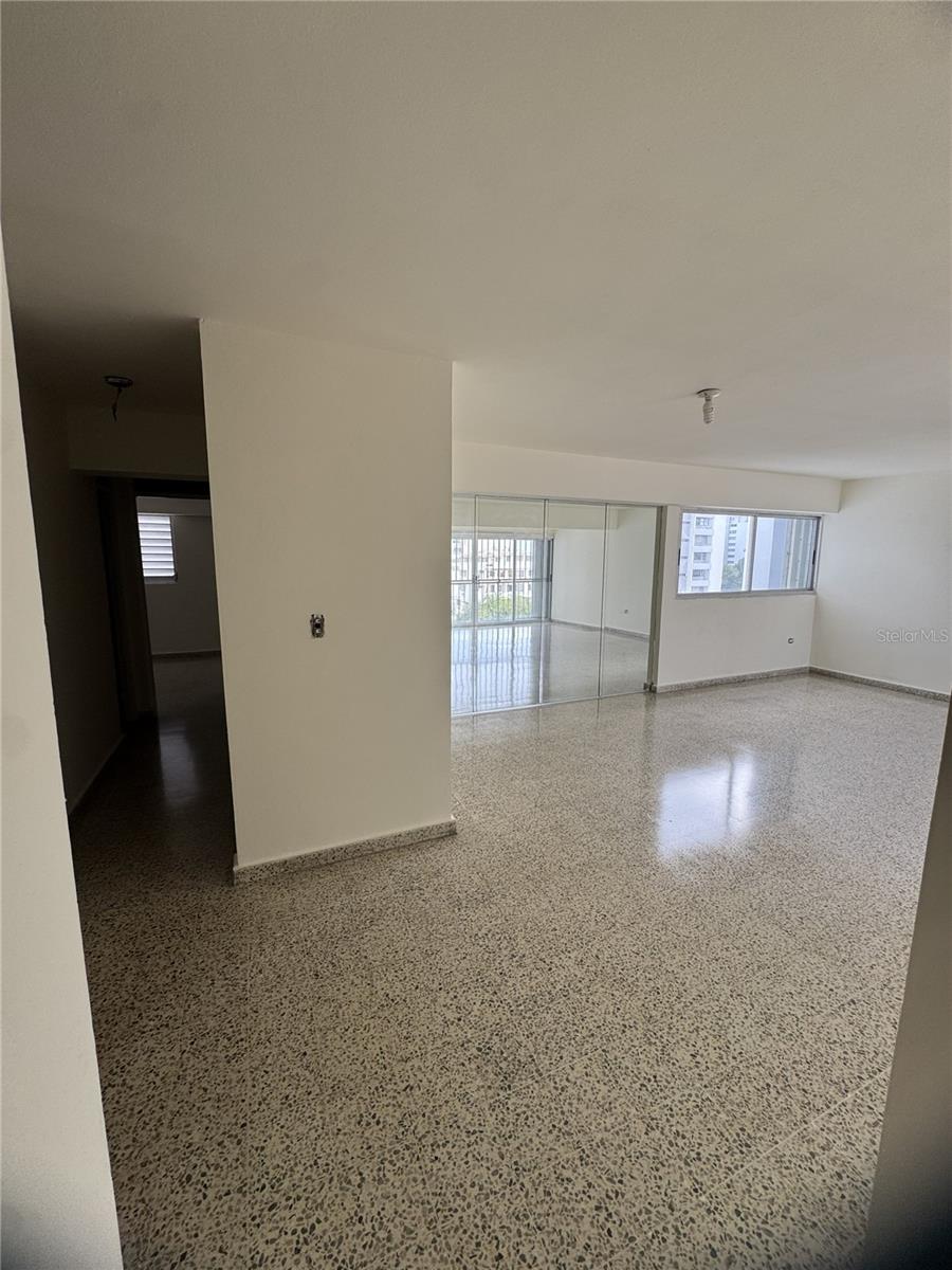 1360 ASHFORD 603