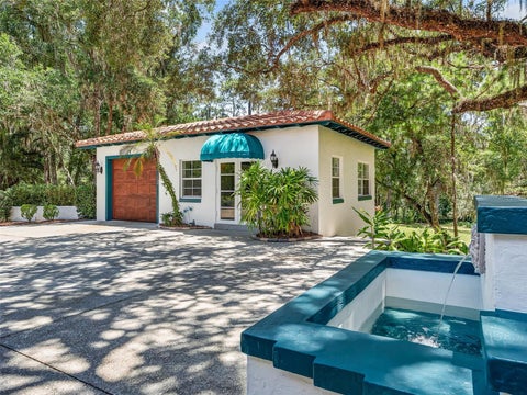 Tiny photo for 4200 SW 7th Ave Road, Ocala, FL 34471 (MLS # OM729193)