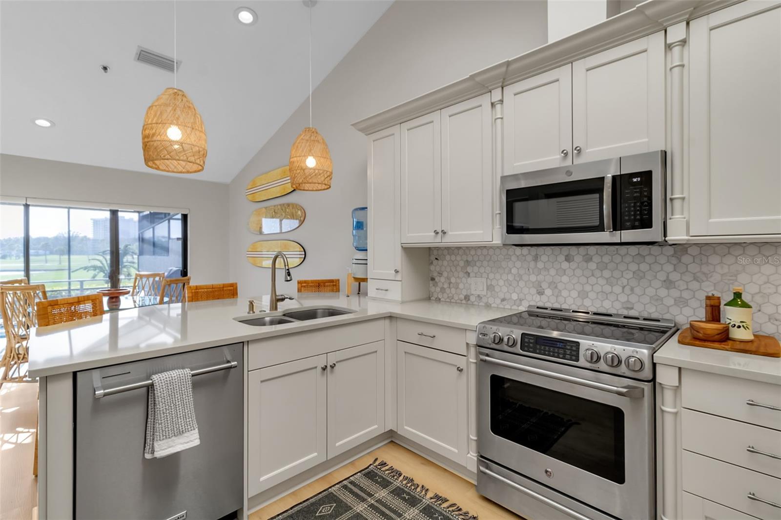 HARBOUR OAKS 2 - Residential