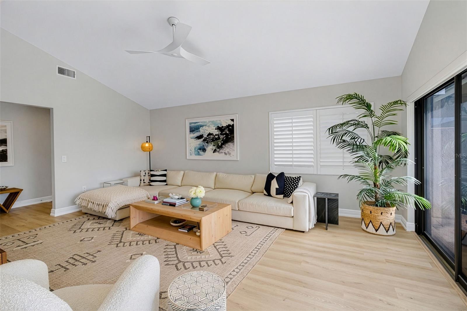 HARBOUR OAKS 2 - Residential