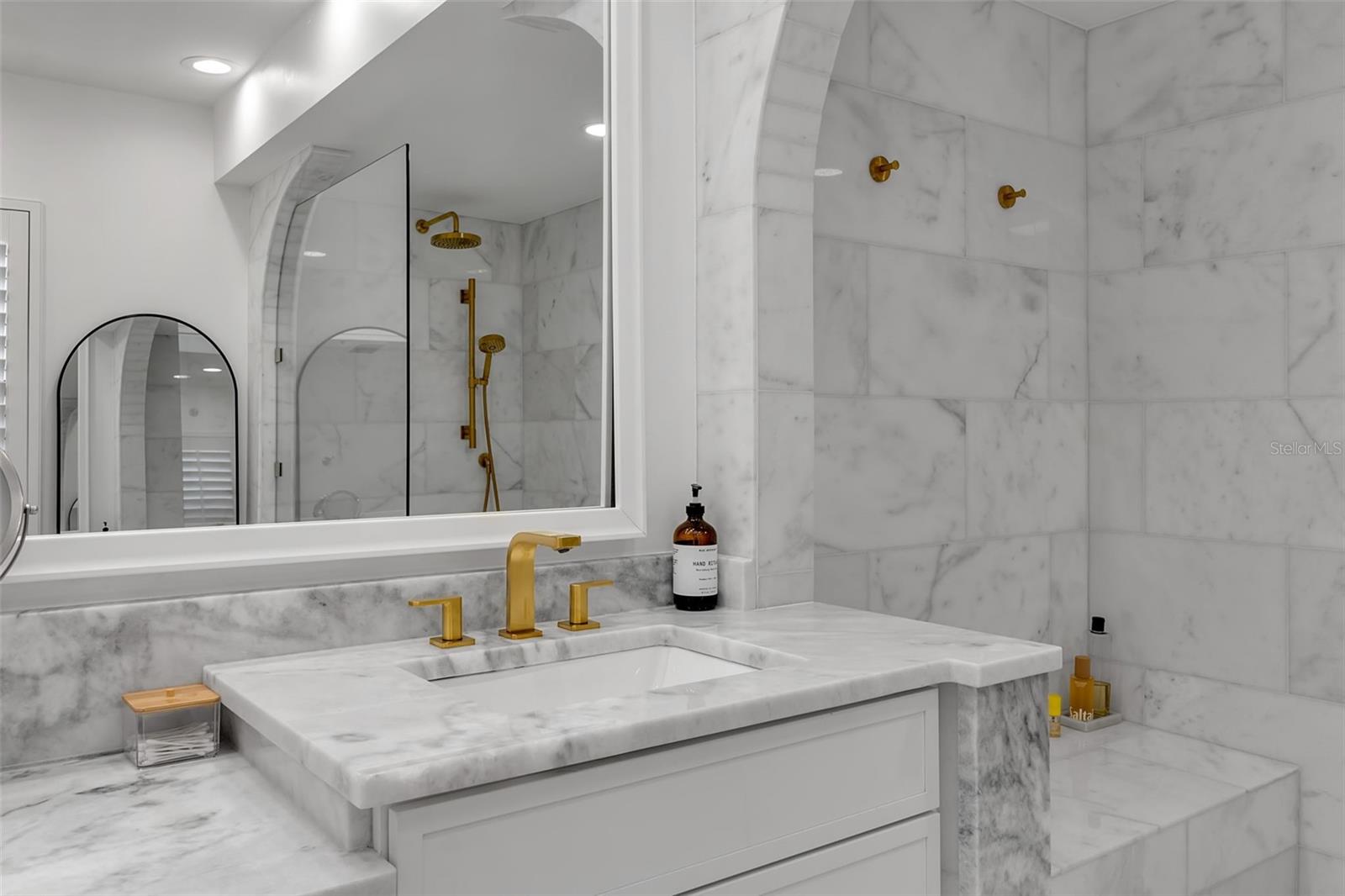 HARBOUR OAKS 2 - Residential