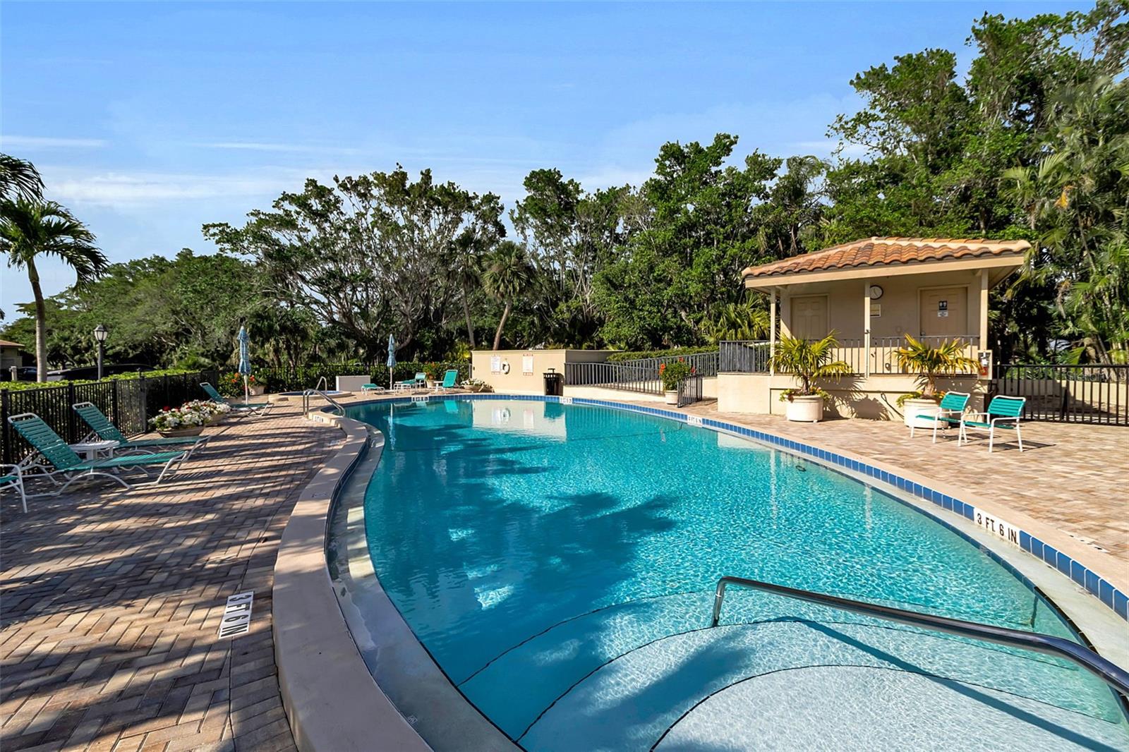 HARBOUR OAKS 2 - Residential