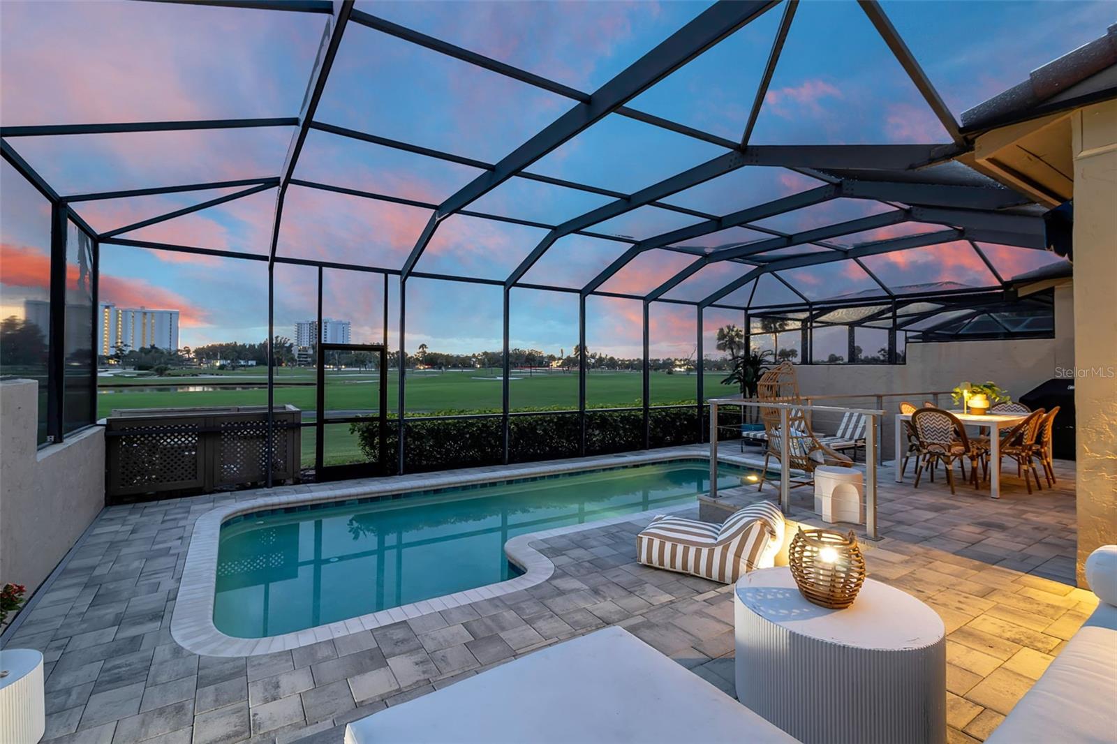 HARBOUR OAKS 2 - Residential