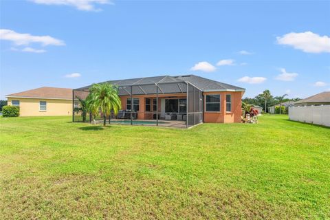 A home in PARRISH