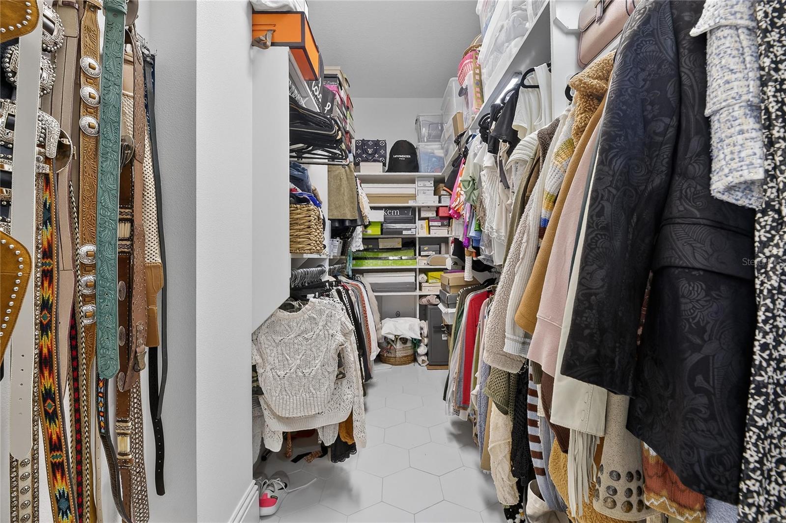 MIRABAY PH 1B-1/2A-1/3B-1 - Residential