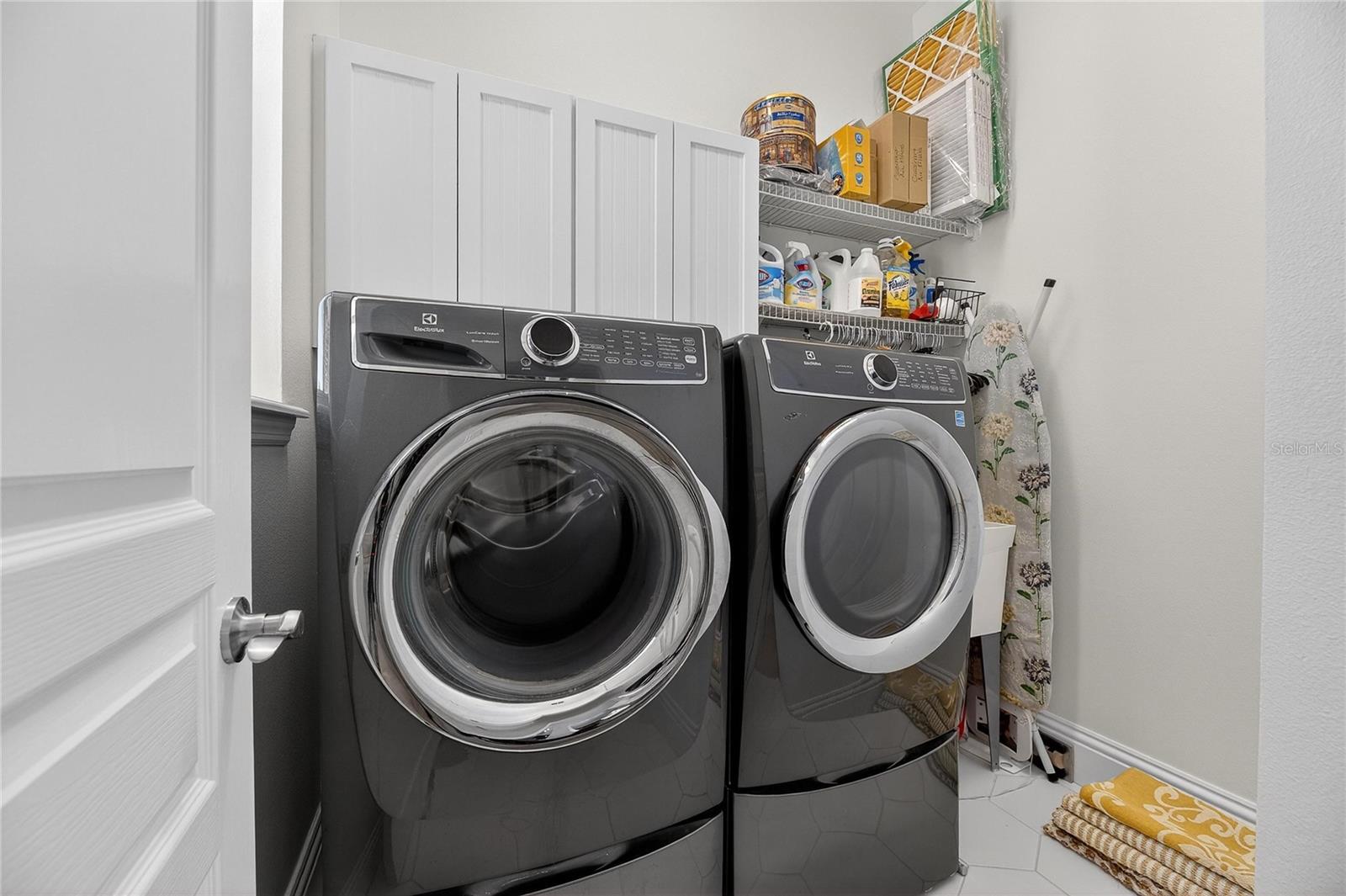 MIRABAY PH 1B-1/2A-1/3B-1 - Residential