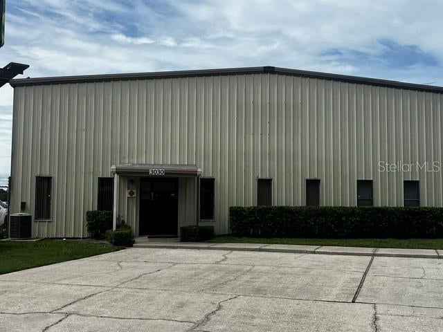 Photo of 3030 Waterfield Lane, Lakeland, FL 33803 (MLS # TB8545849)