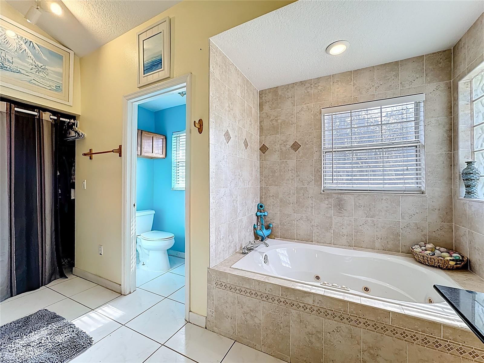 LOST LAKE ESTATES - Residential