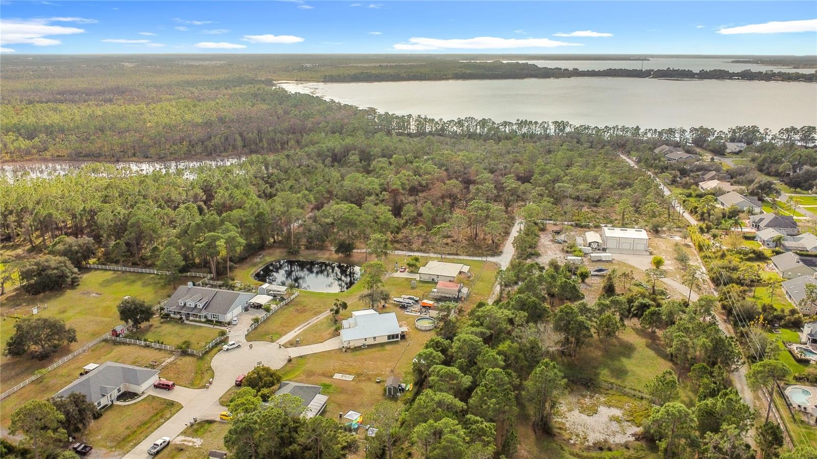 LOST LAKE ESTATES - Residential