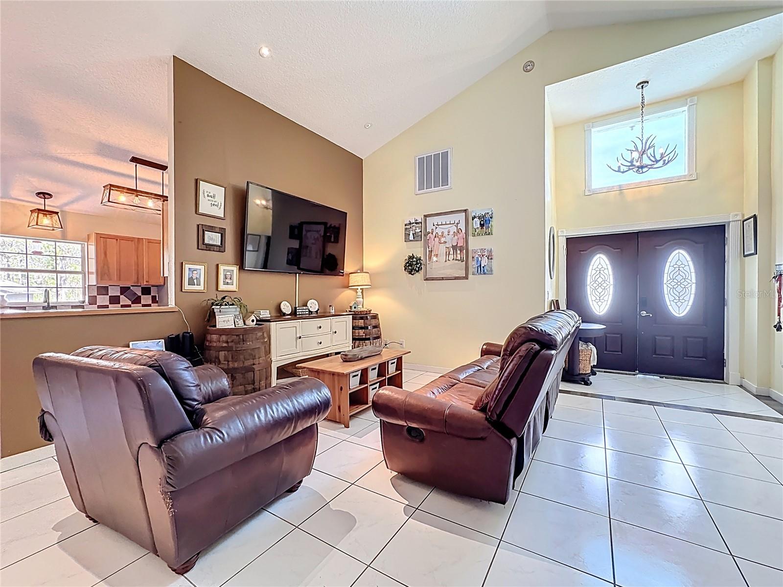 LOST LAKE ESTATES - Residential