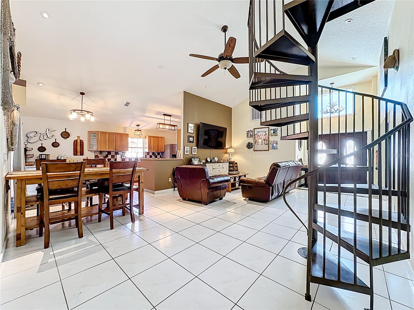 LOST LAKE ESTATES - Residential