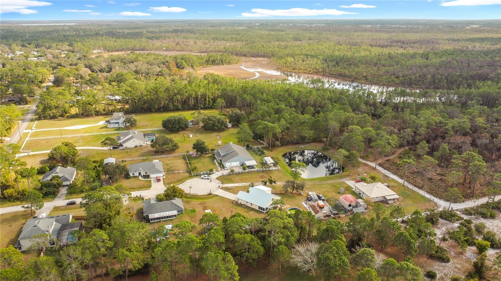 LOST LAKE ESTATES - Residential