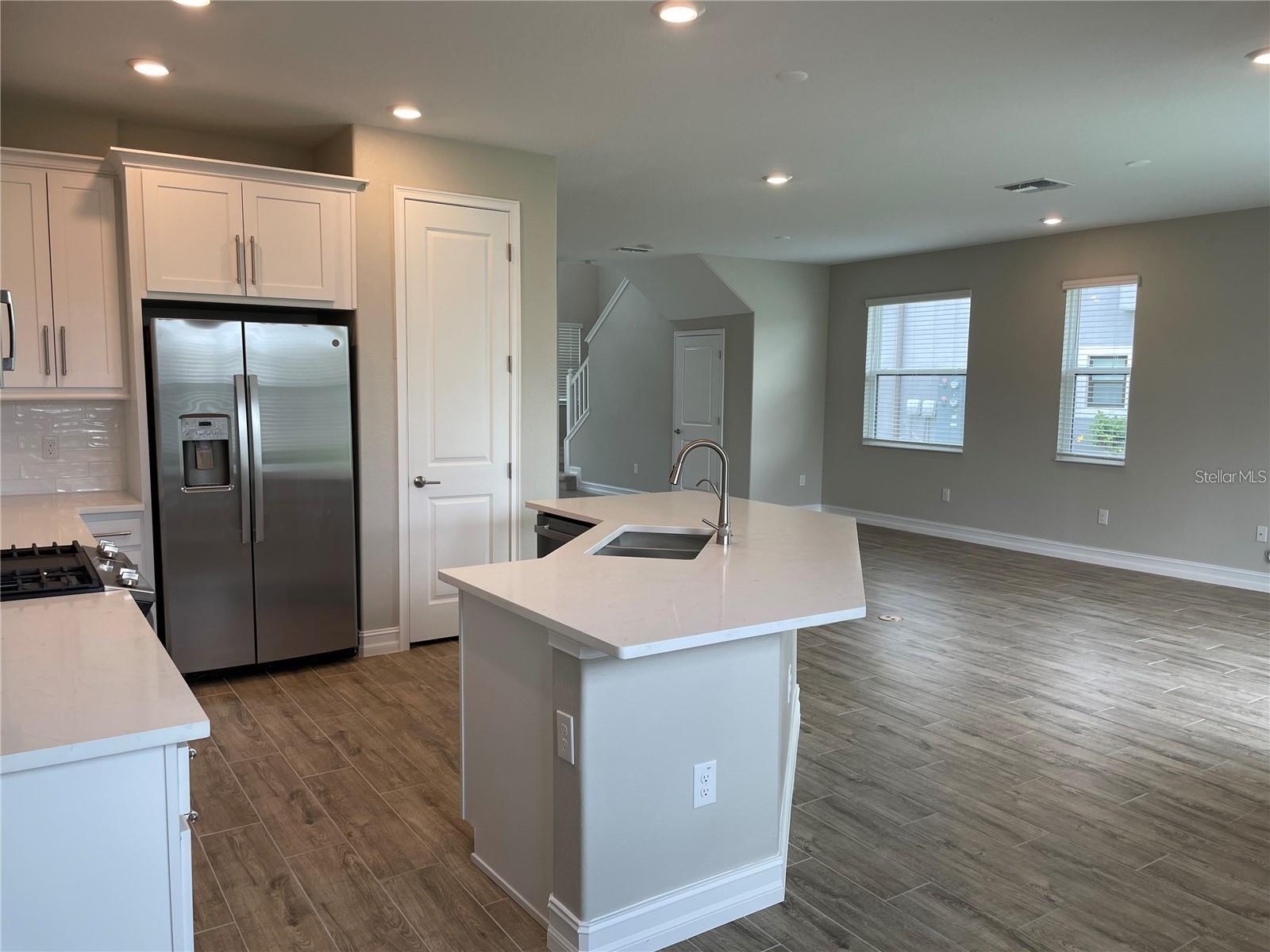 ESTANCIA SORTINO - Residential Lease