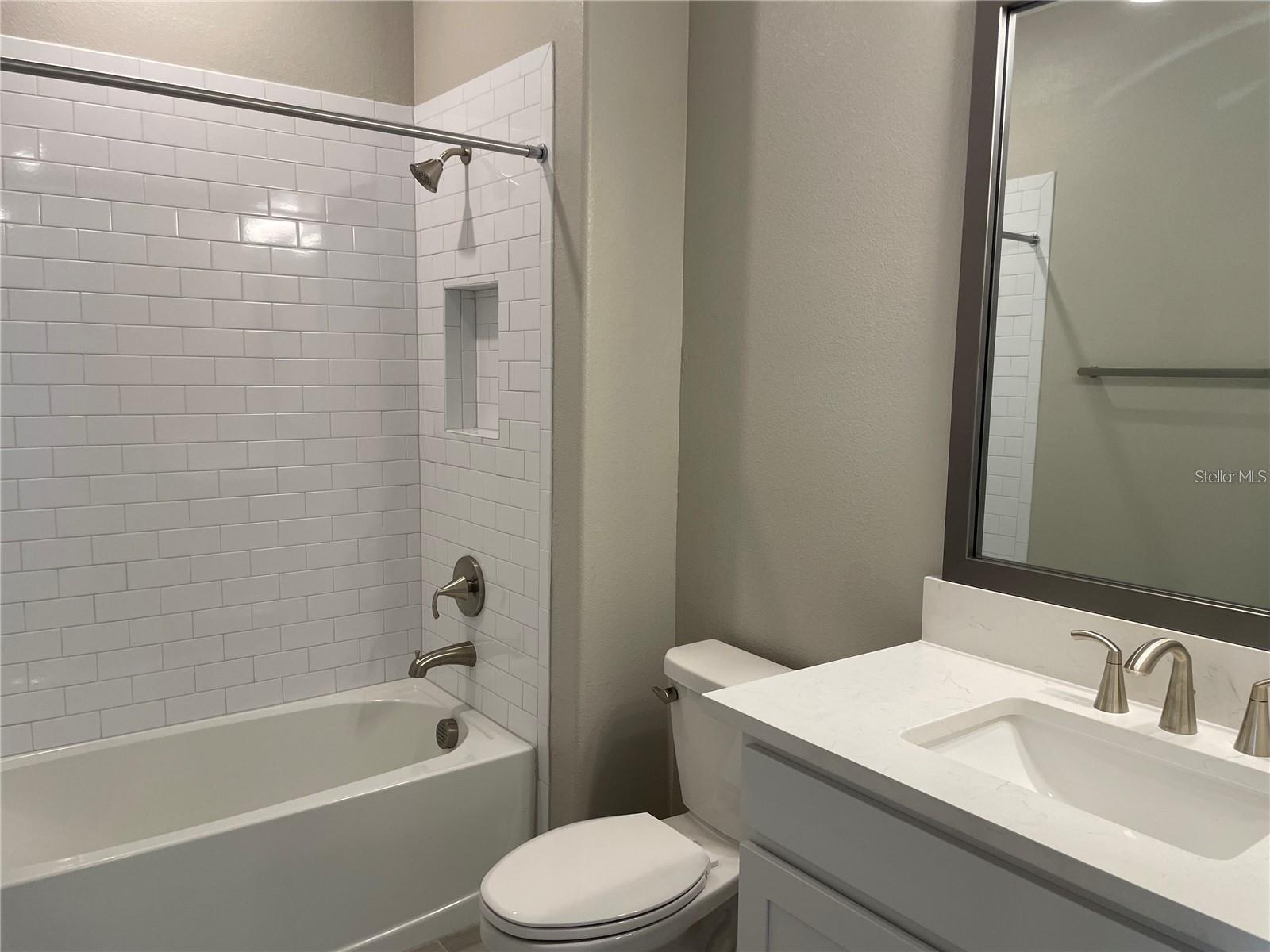 ESTANCIA SORTINO - Residential Lease