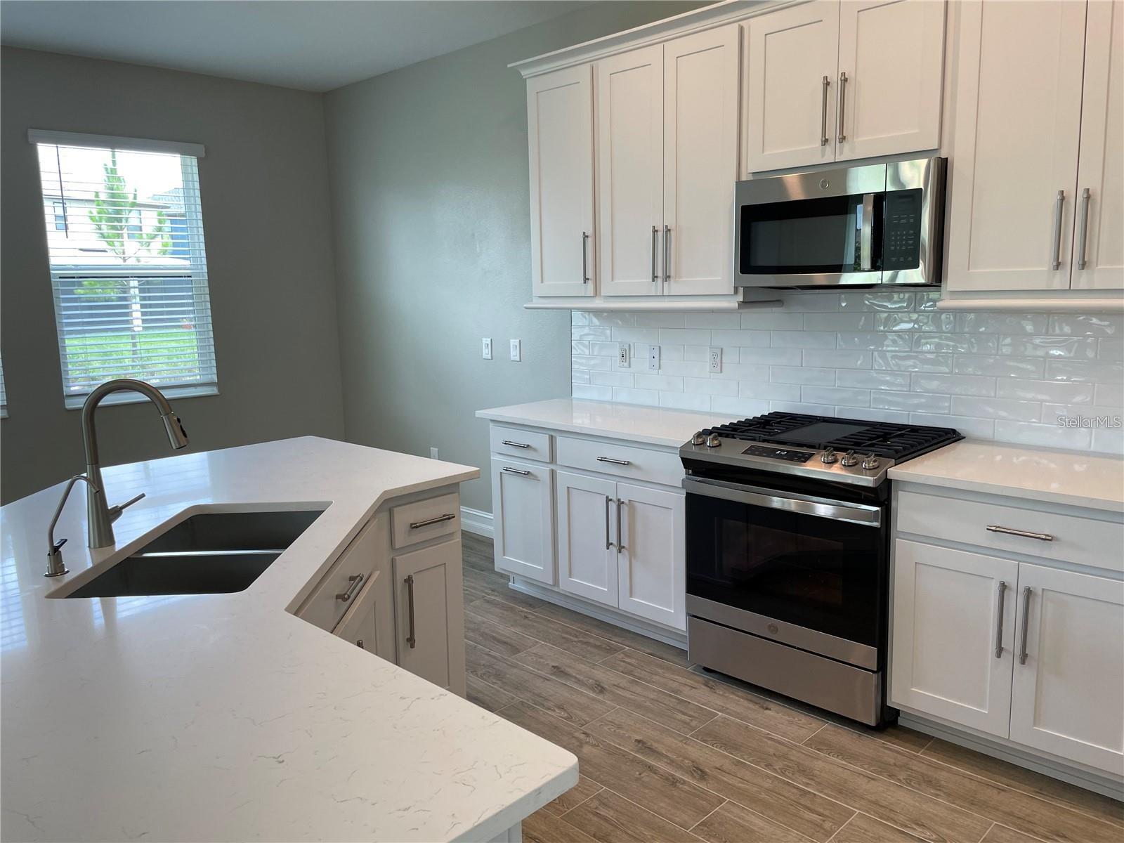 ESTANCIA SORTINO - Residential Lease