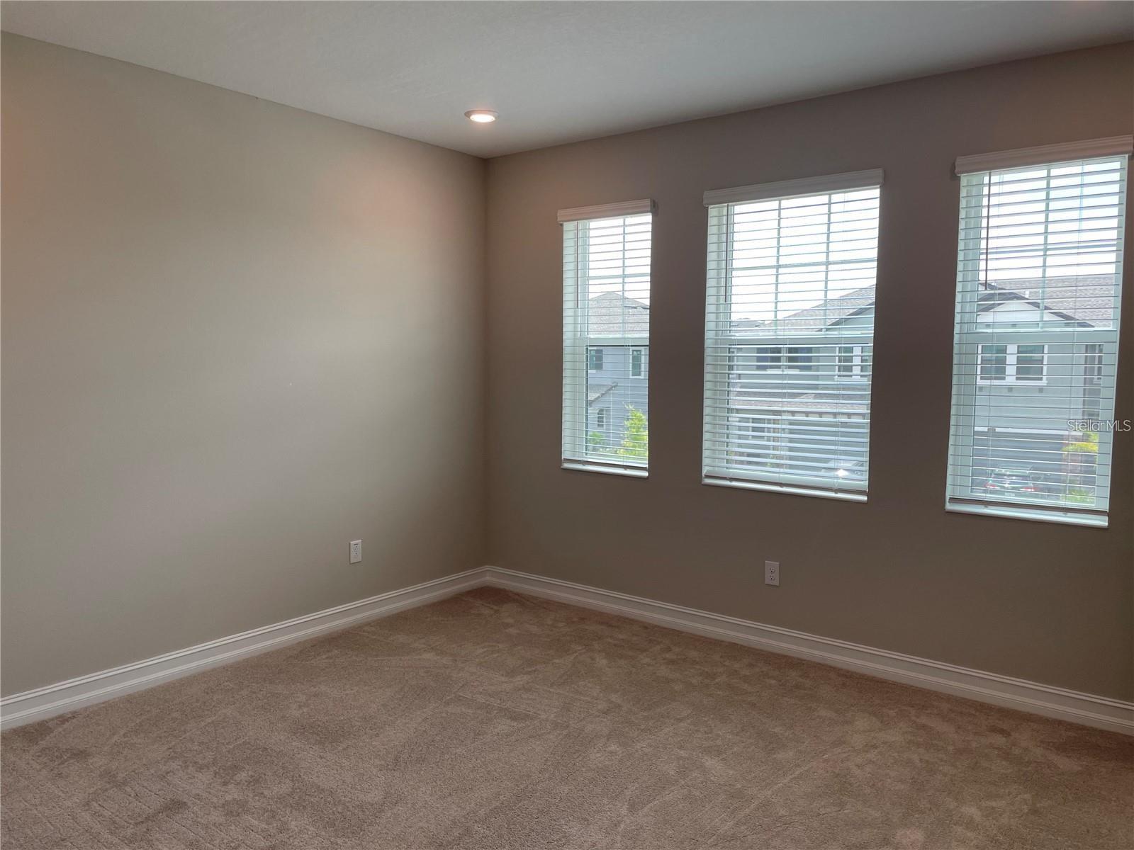 ESTANCIA SORTINO - Residential Lease