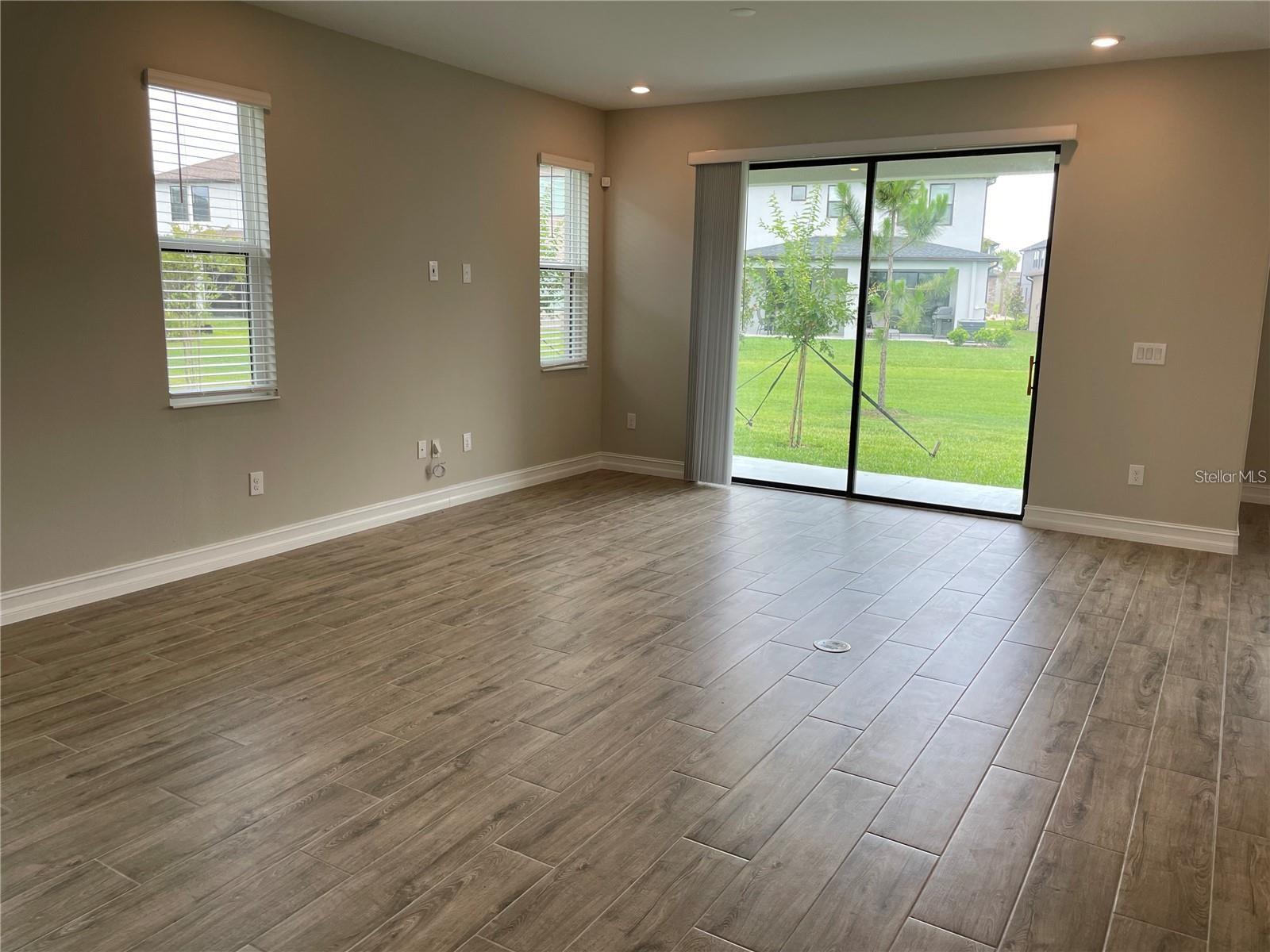 ESTANCIA SORTINO - Residential Lease